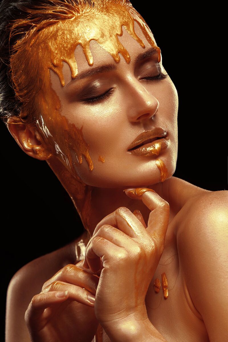 Tablou canvas - Gold make-up