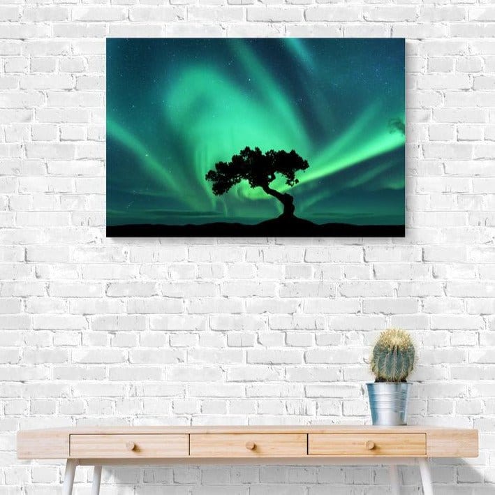 Tablou canvas - Copac proiectat pe boreala - Cameradevis.ro