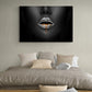 Tablou canvas - Picatura de aur pe buze - Cameradevis.ro Cameradevis.ro